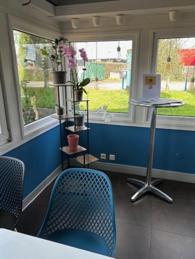 Hotel Ibis Budget Nantes Ouest Atlantis Coueron Bagian luar foto